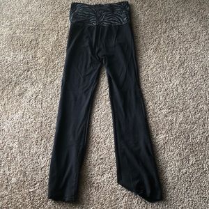 Black Animal Print Yogo Pants